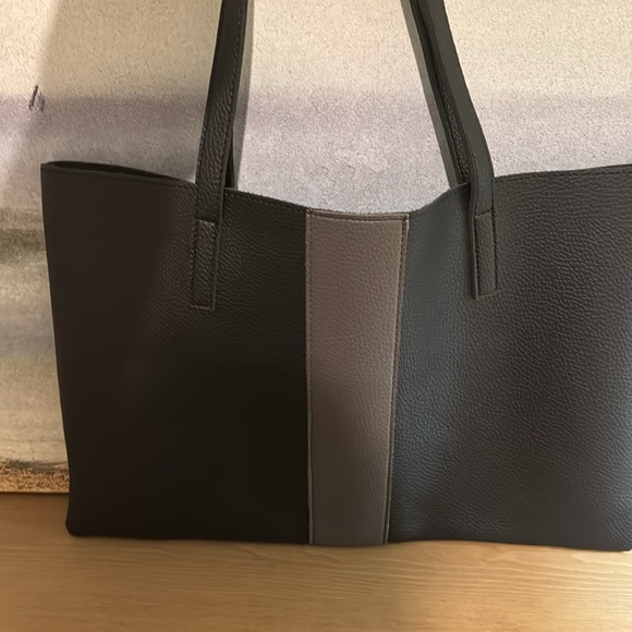 Vince Camuto Vegan Pebble Leather Tote - Picture 7 of 7